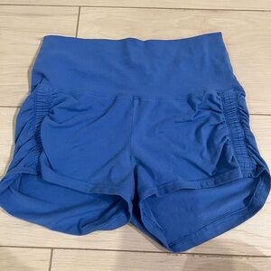aritzia tna shorts